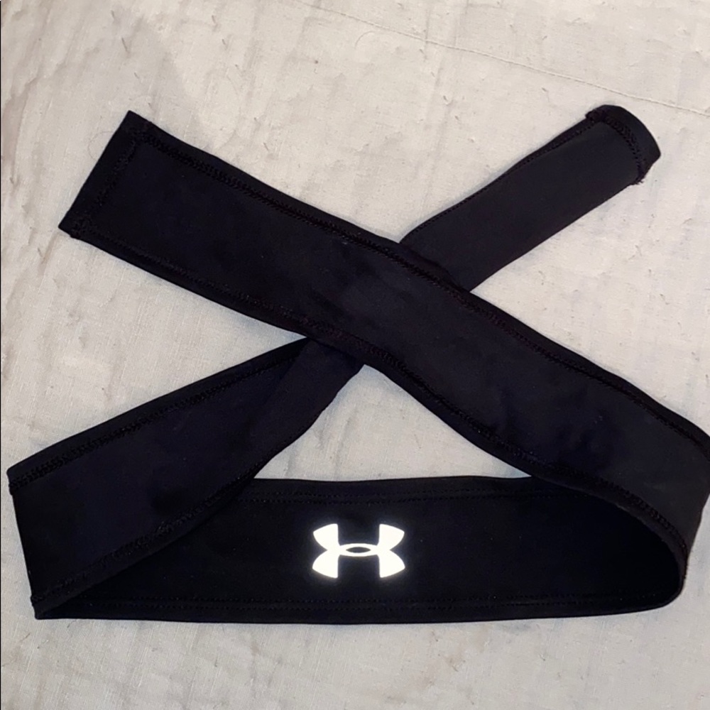 Under Armour wrap headband
